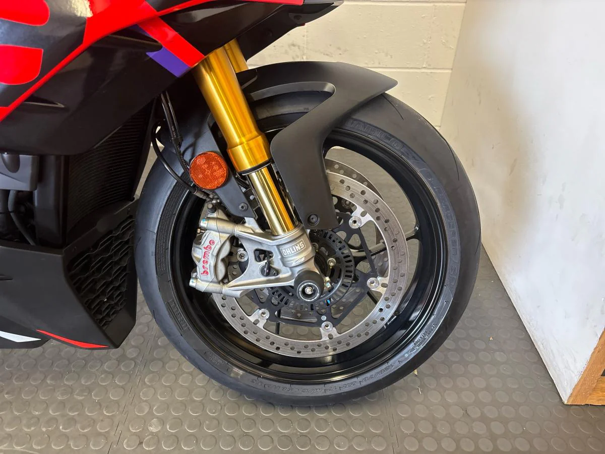 Aprilia Tuono V4 1100 Factory - Image 29