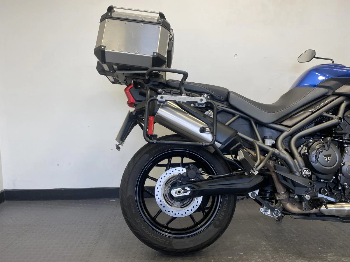 Triumph TIGER 800 XRX LOW - Image 13