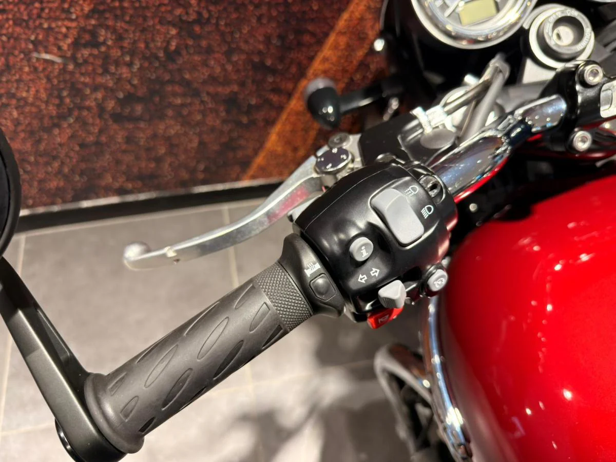 TRIUMPH Bonneville T120 - Image 27