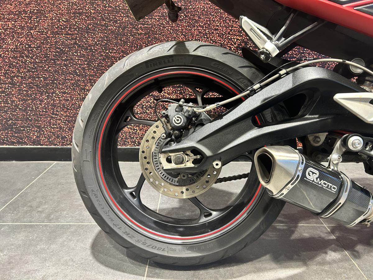 Triumph Street Triple R Low - Image 17