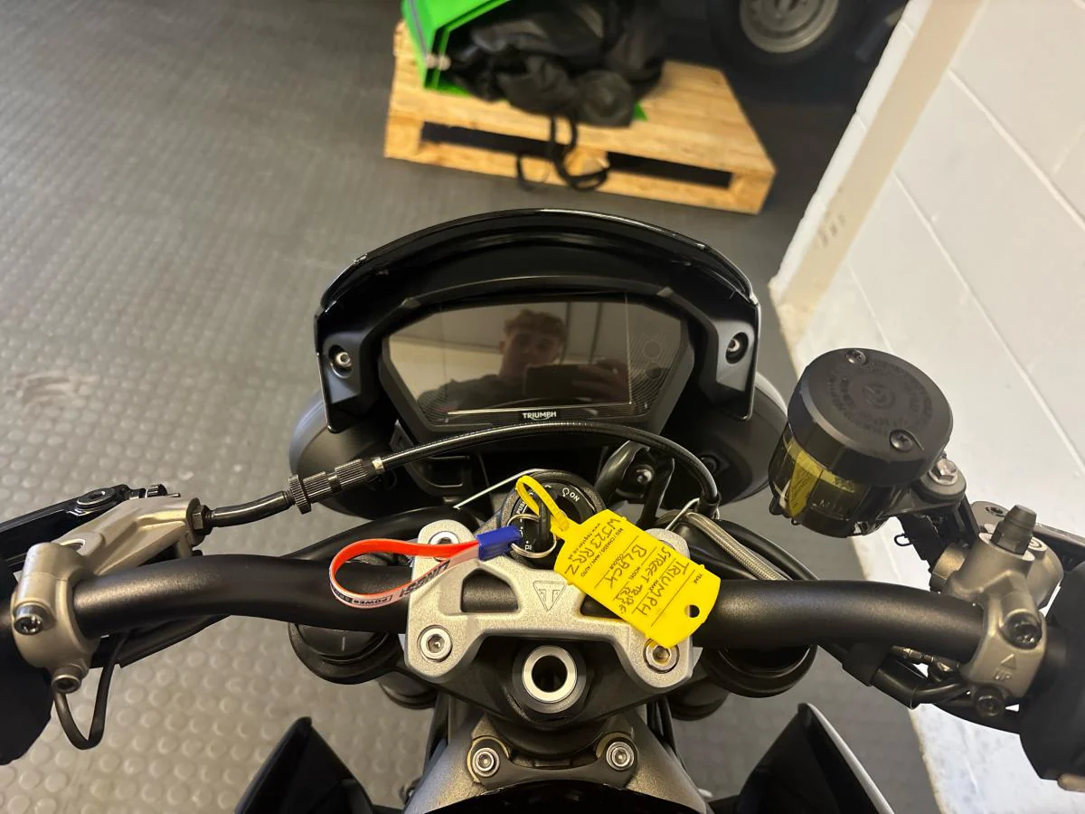 Triumph Street Triple RS - Image 18