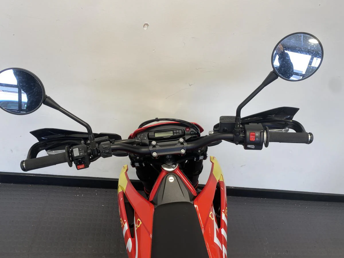 GasGas SM700 - Image 24