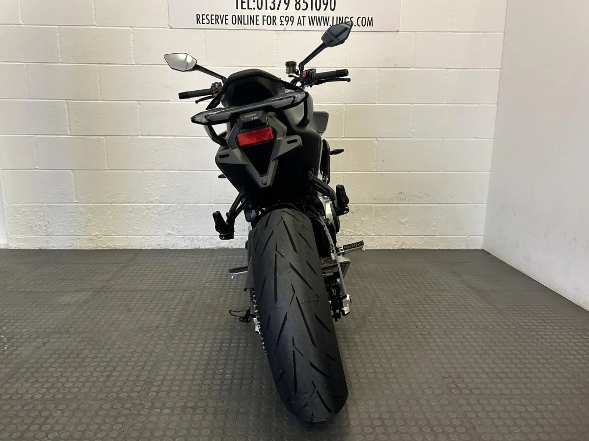 CFMOTO 675NK - Image 4