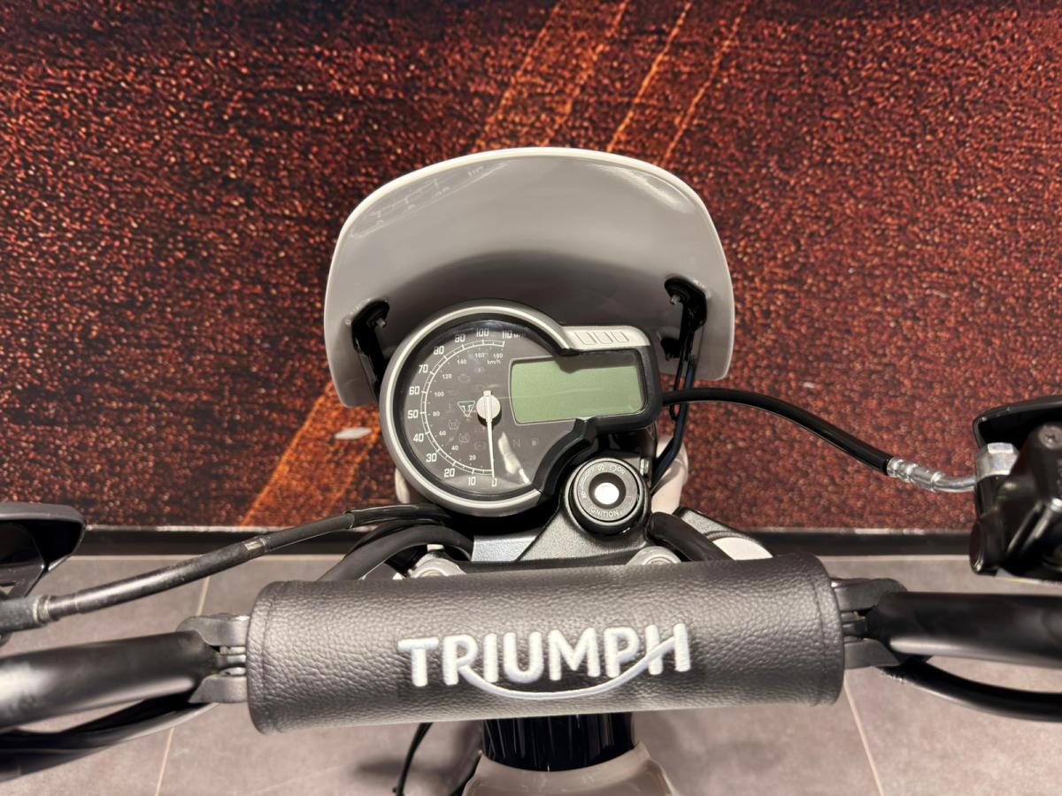 Triumph Scrambler 400 XC - Image 25