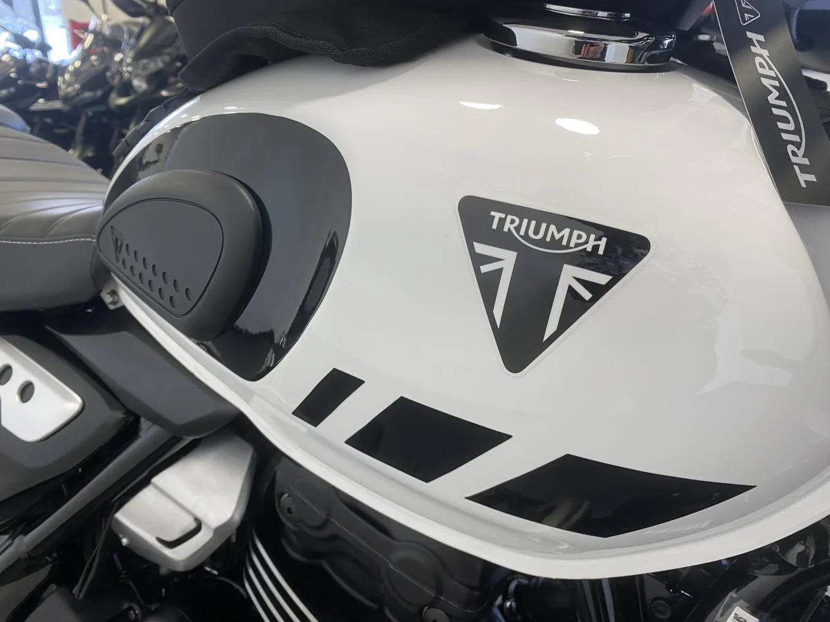 Triumph Scrambler 400 XC - Image 30