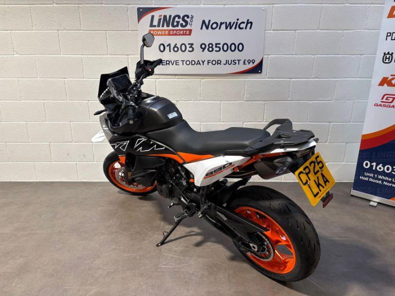 KTM 890 SMT - Image 5