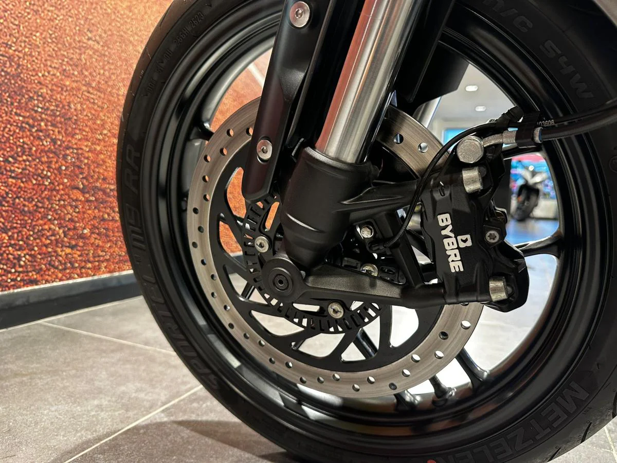 TRIUMPH SPEED 400 - Image 26