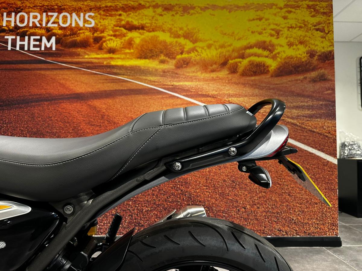 TRIUMPH SPEED 400 - Image 8
