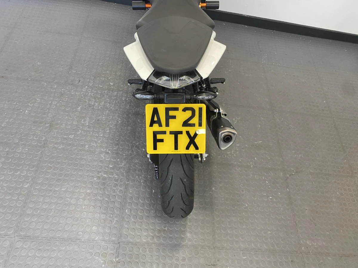 KTM 390 Duke - Image 21