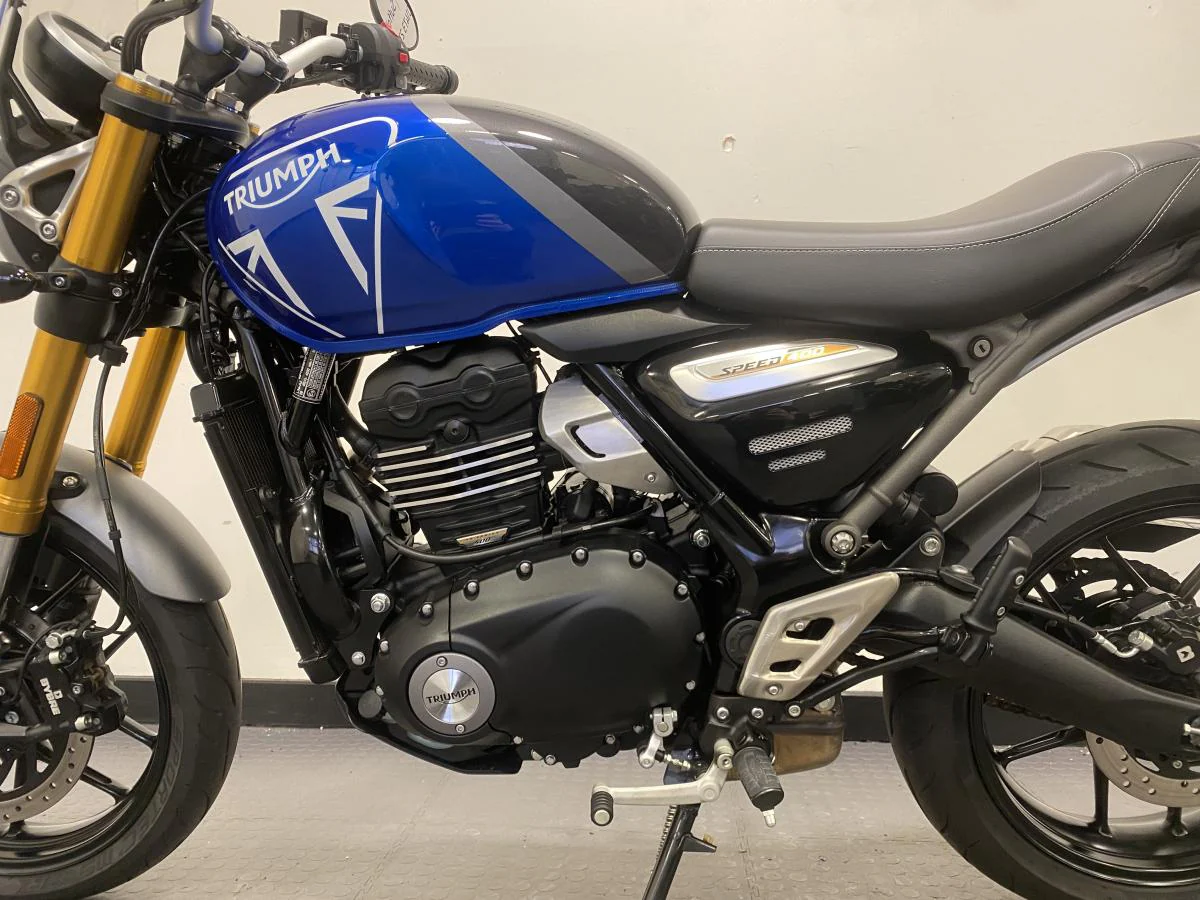 TRIUMPH Speed 400 - Image 10