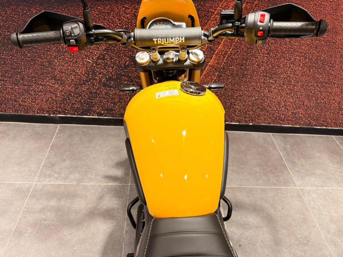 Triumph Scrambler 400 XC - Image 20