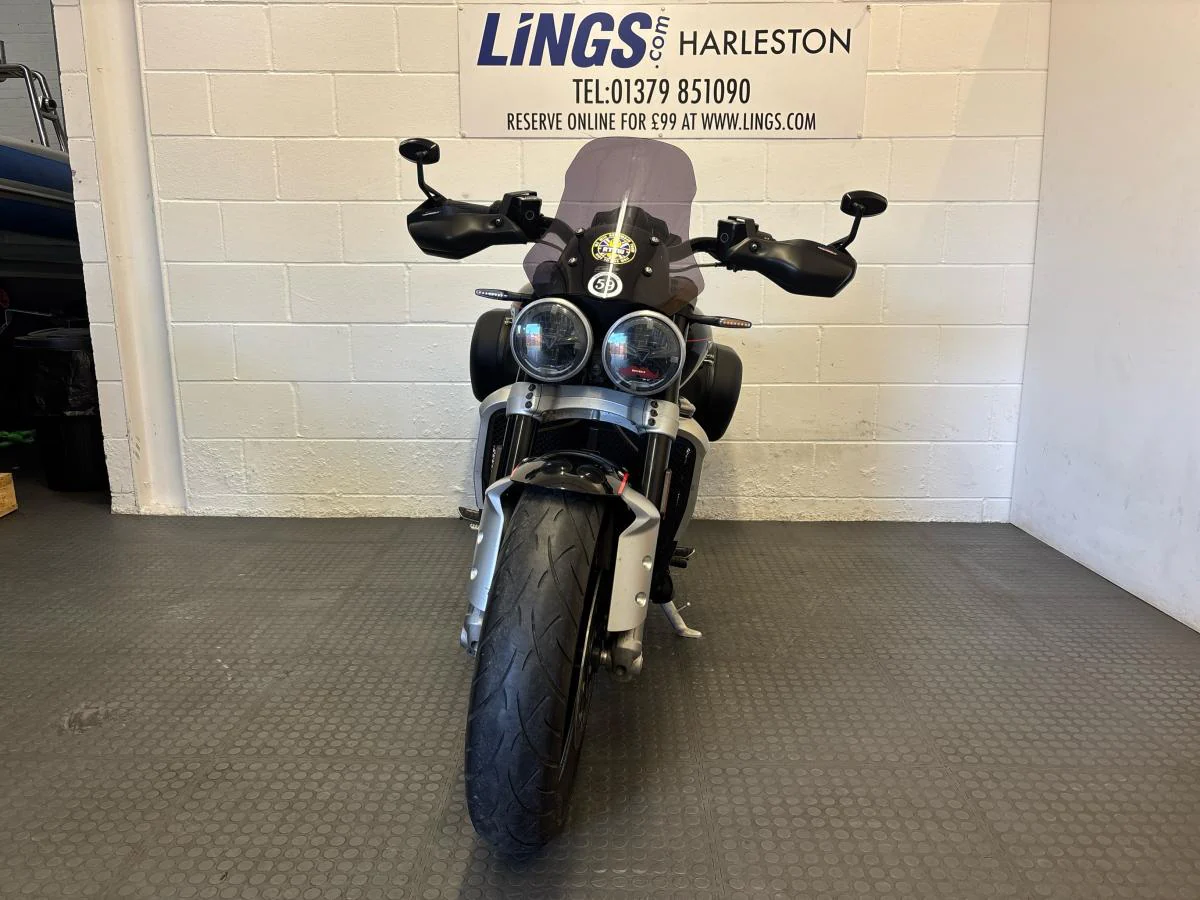 Triumph Rocket 3 R - Image 8