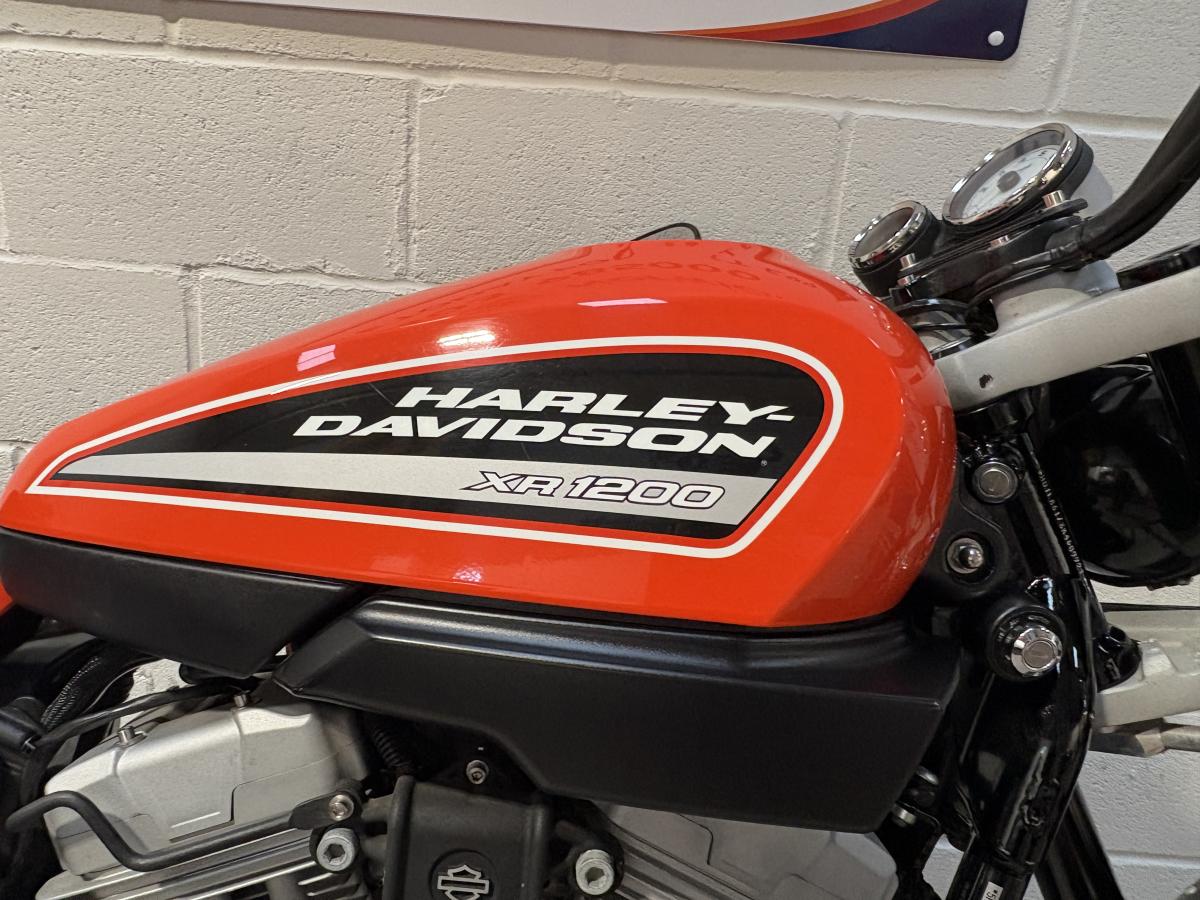 Harley-Davidson Sportster XR 1200 - Image 14