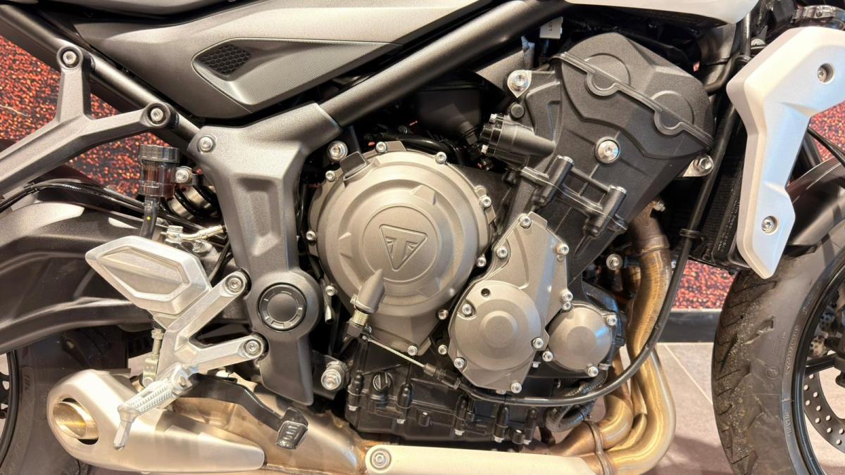 TRIUMPH Trident 660 - Image 17