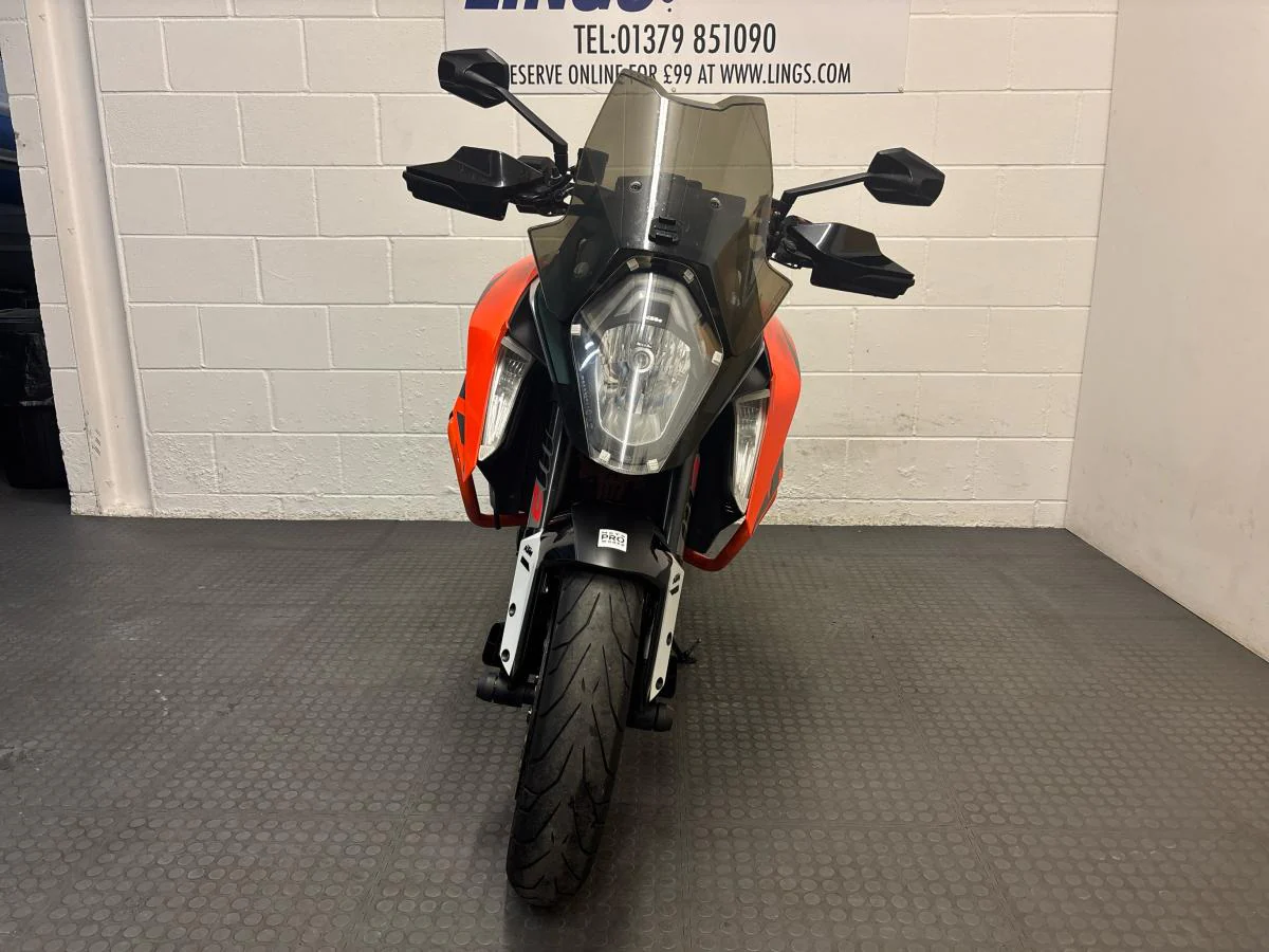 KTM 1290 Super Duke GT 2017 - Image 22