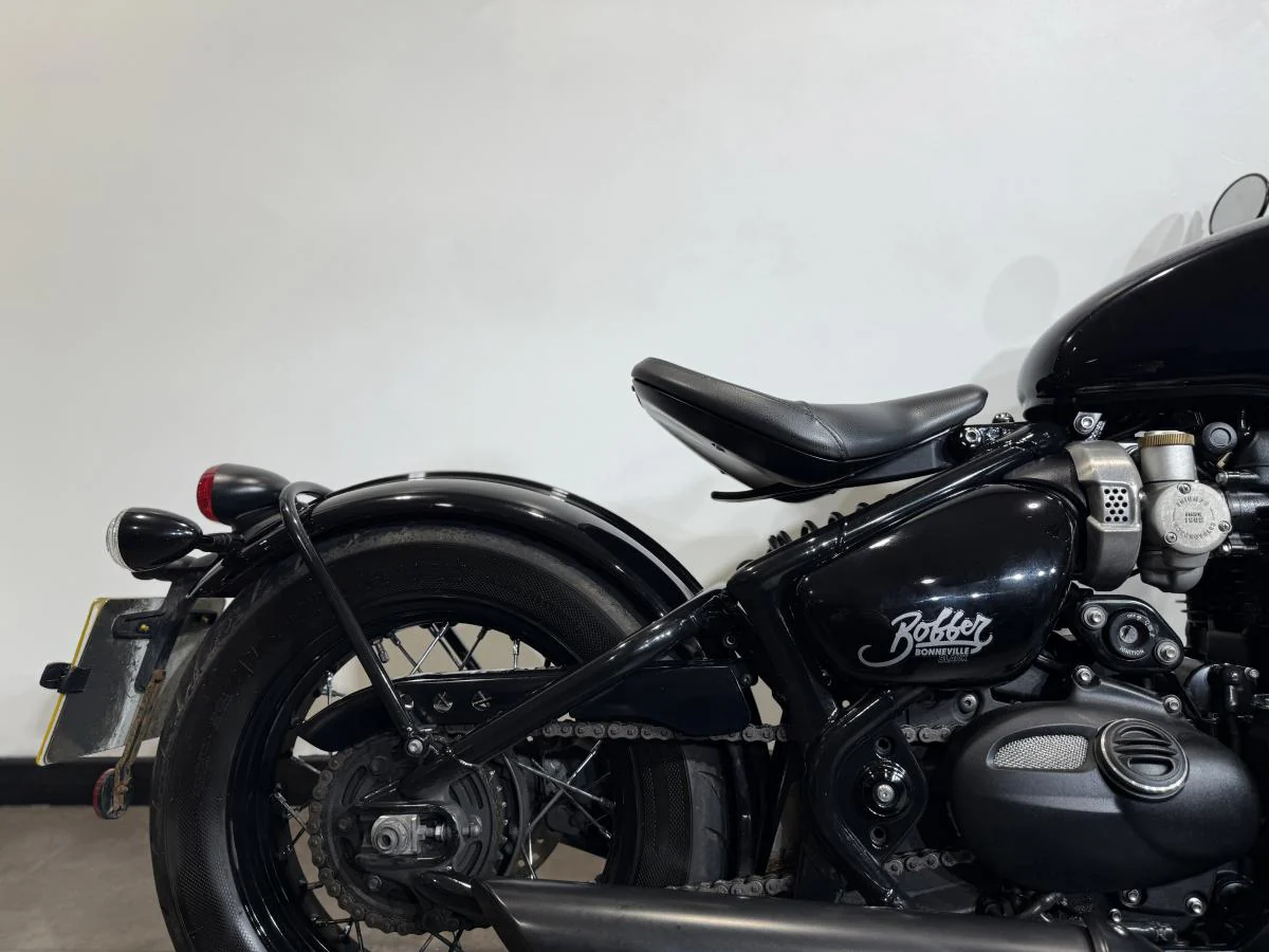 Triumph Bobber Black - Image 5