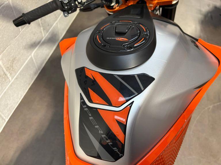 KTM 1290 Superduke R Evo 2022 - Image 23