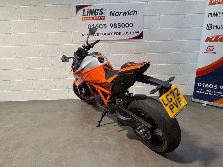 KTM 1290 Superduke R Evo 2022 - Image 5