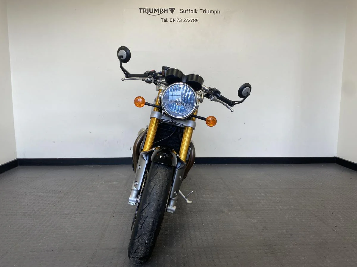 Triumph Thruxton 1200 RS Chrome - Image 25