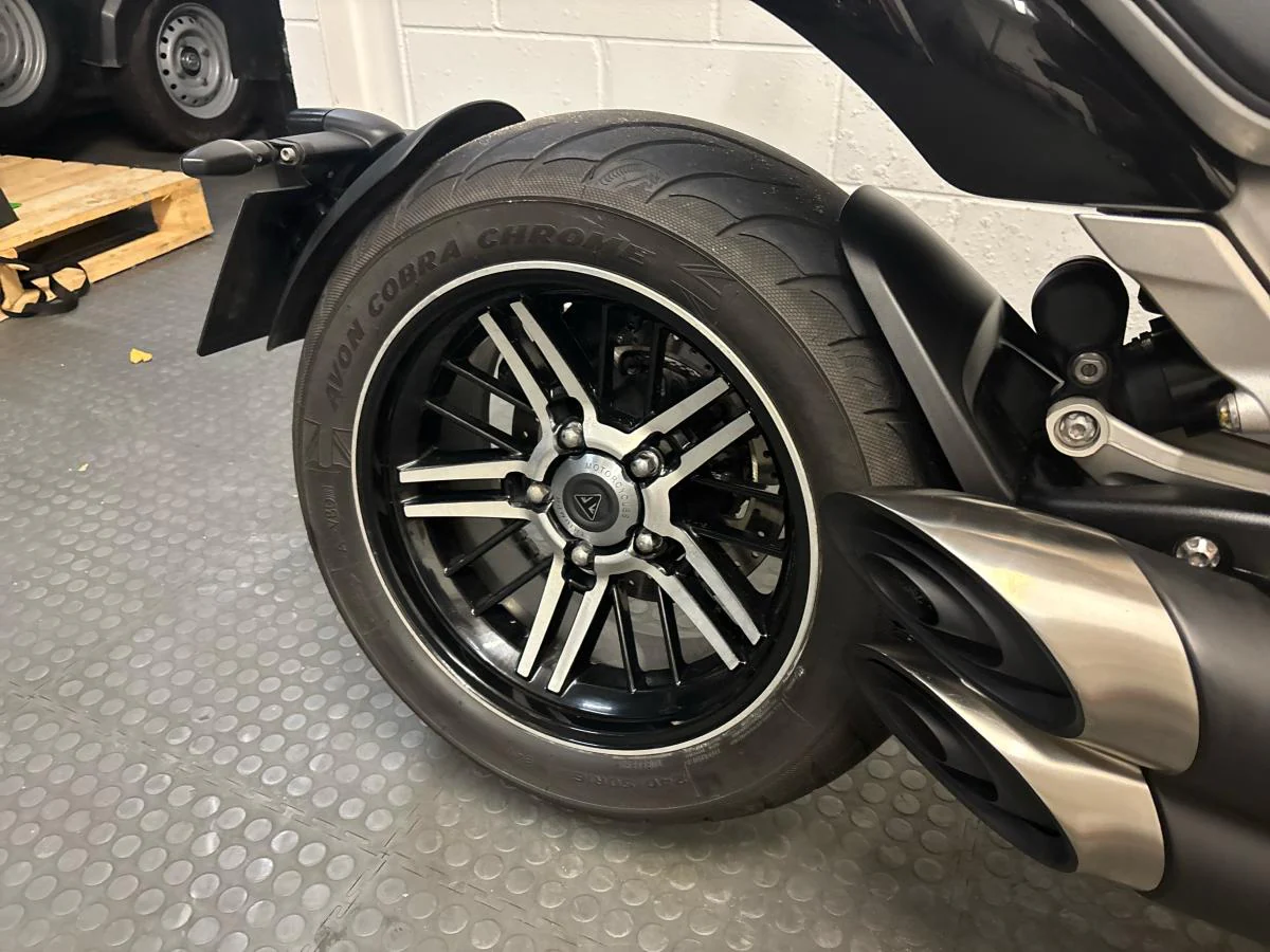 Triumph Rocket 3 GT - Image 25