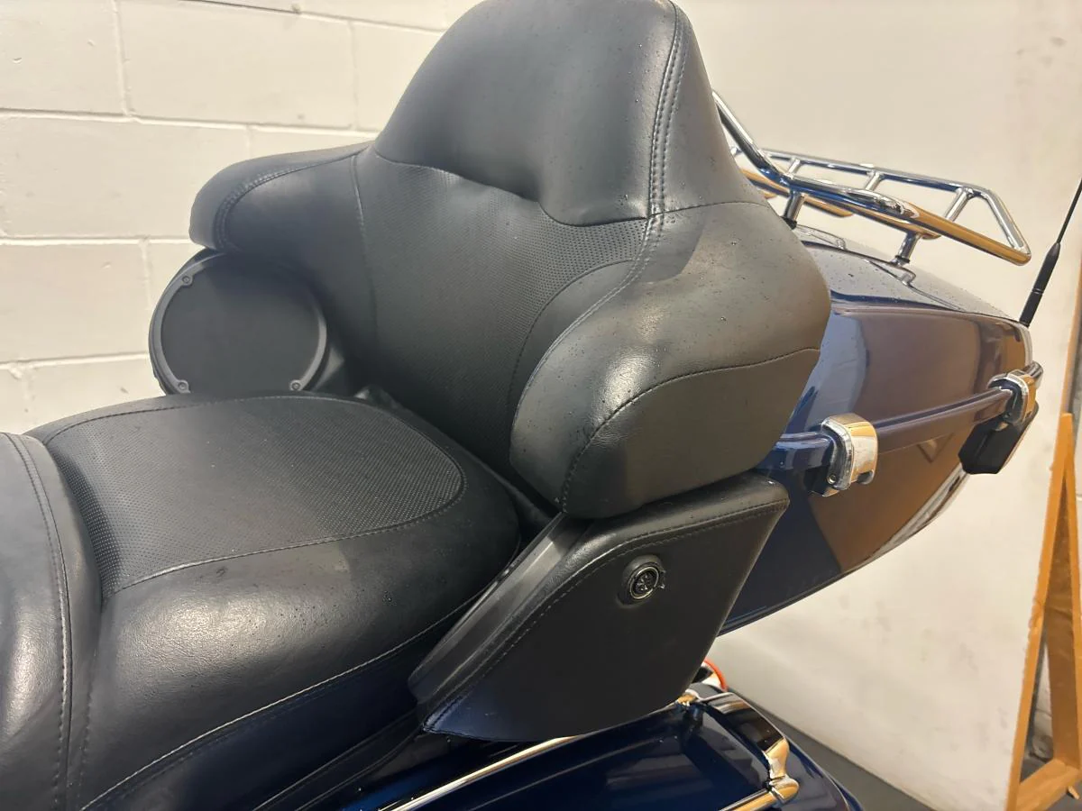 Harley-Davidson Touring FLHTK Ultra Limited - Image 15