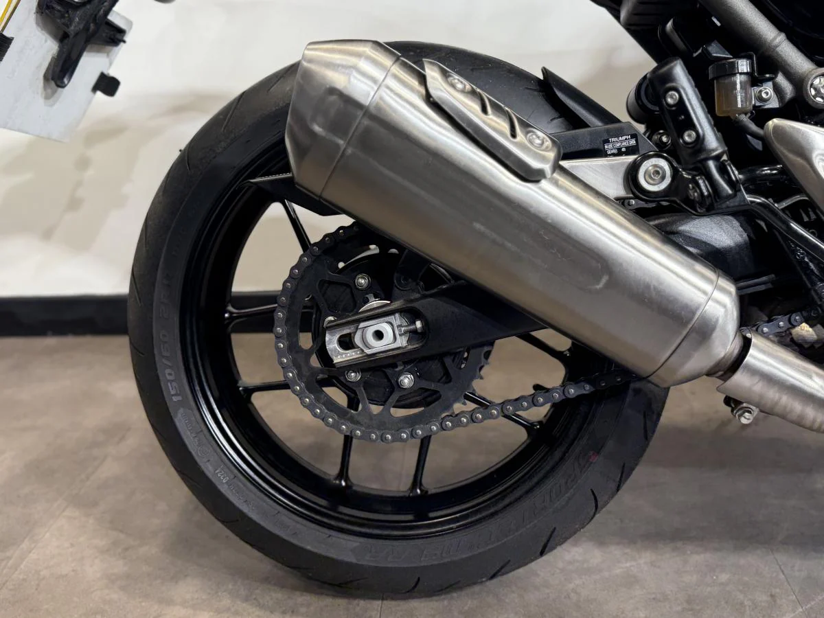 Triumph Speed 400 - Image 12