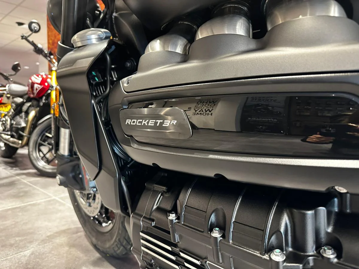 Triumph Rocket III Storm R - Image 26