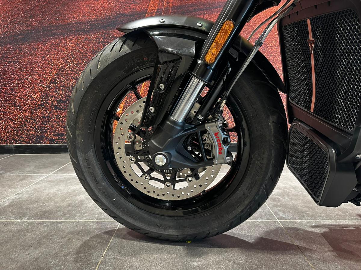 Triumph Rocket III Storm R - Image 4