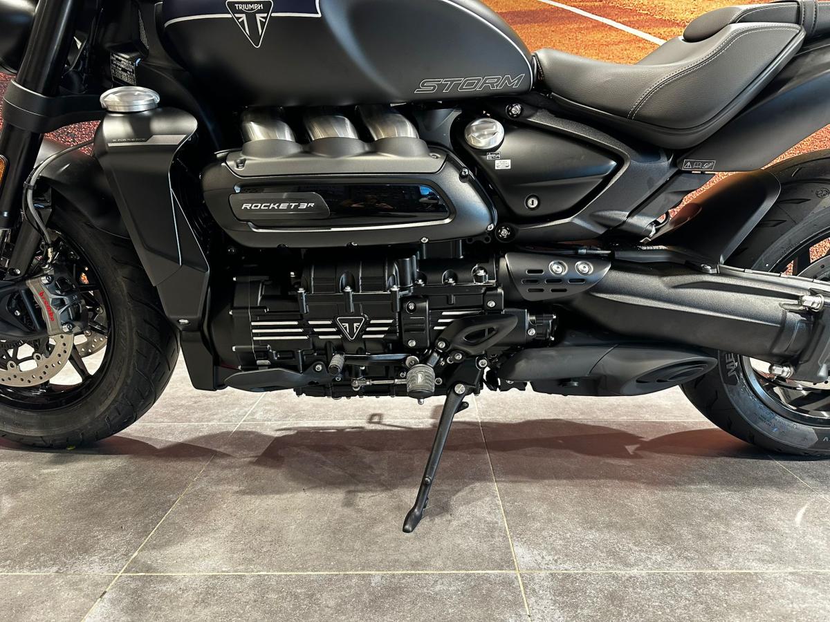 Triumph Rocket III Storm R - Image 6