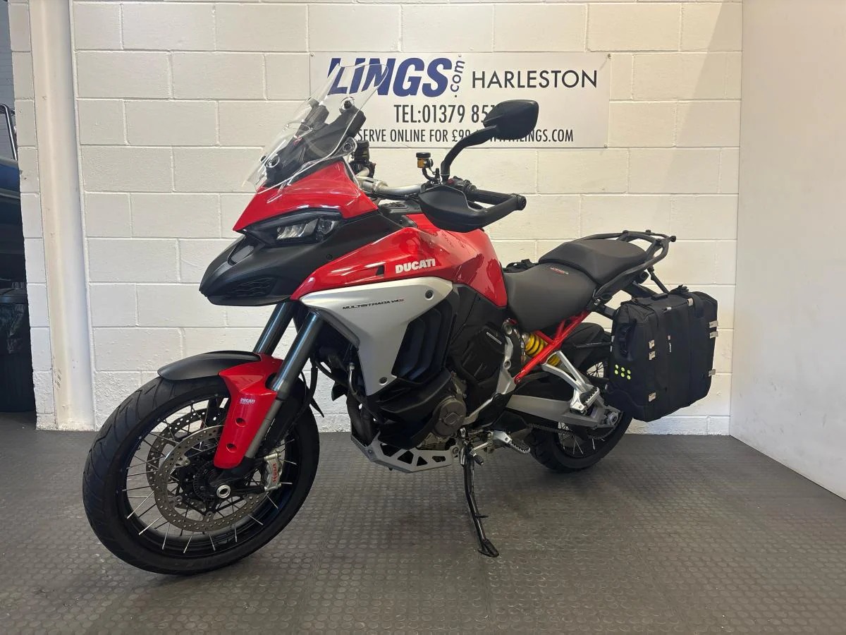 Ducati Multistrada V4S - Image 9