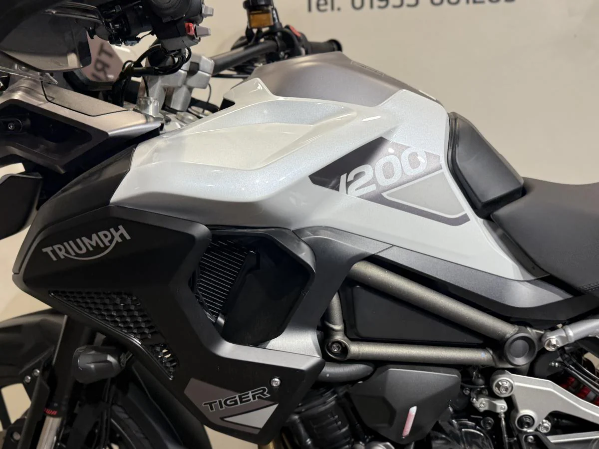 Triumph Tiger 1200 GT Pro - Image 6