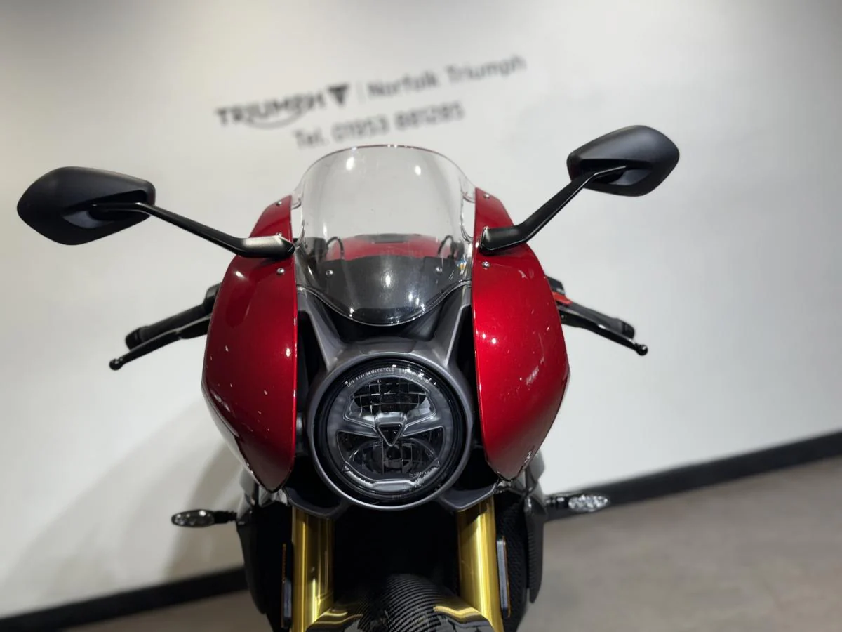 Triumph Speed Triple 1200 RR - Image 23