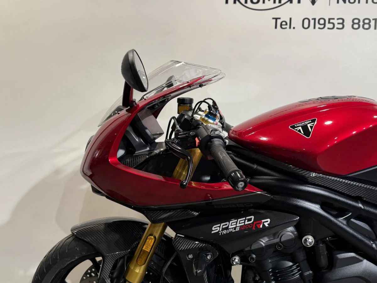 Triumph Speed Triple 1200 RR - Image 8