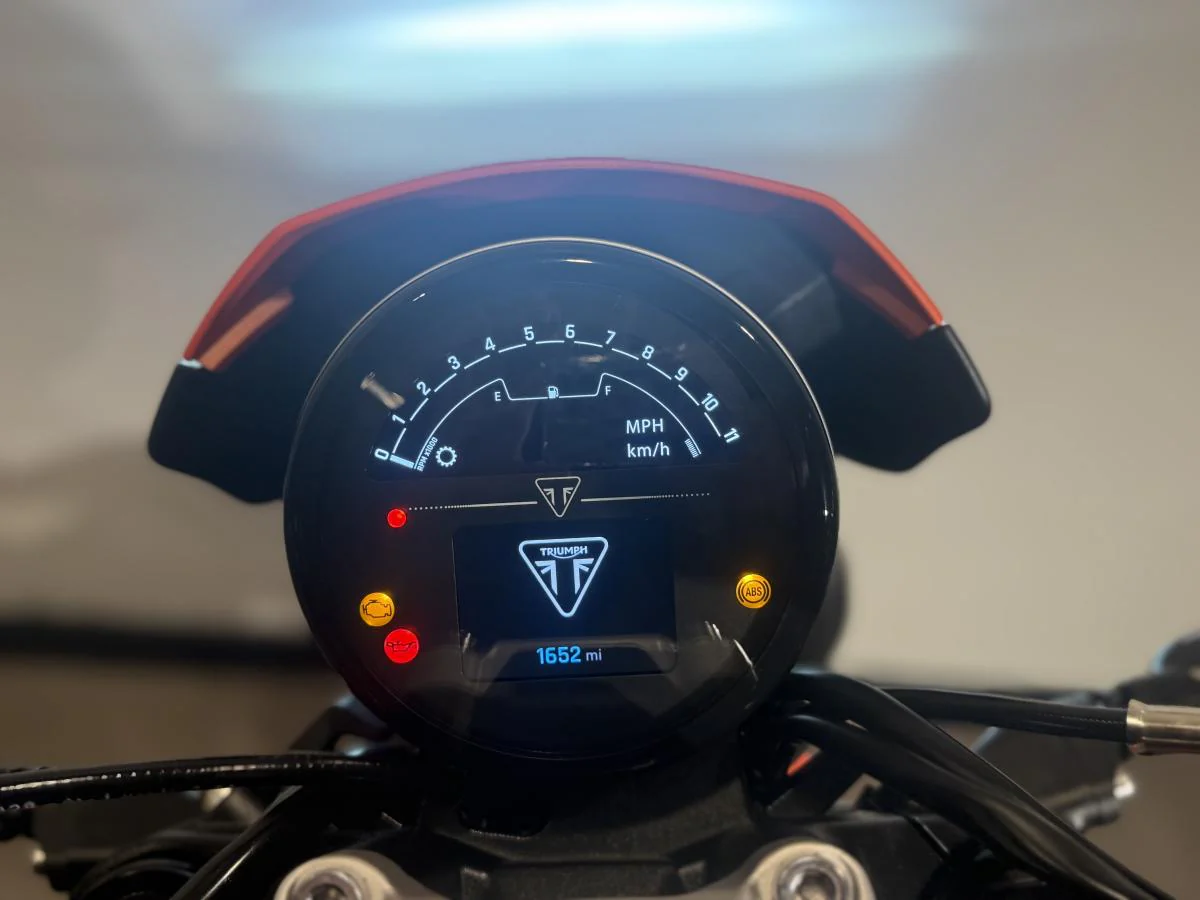 Triumph Trident 660 - Image 21