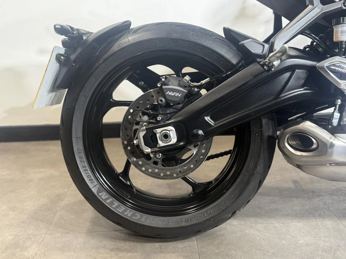 Triumph Trident 660 - Image 4
