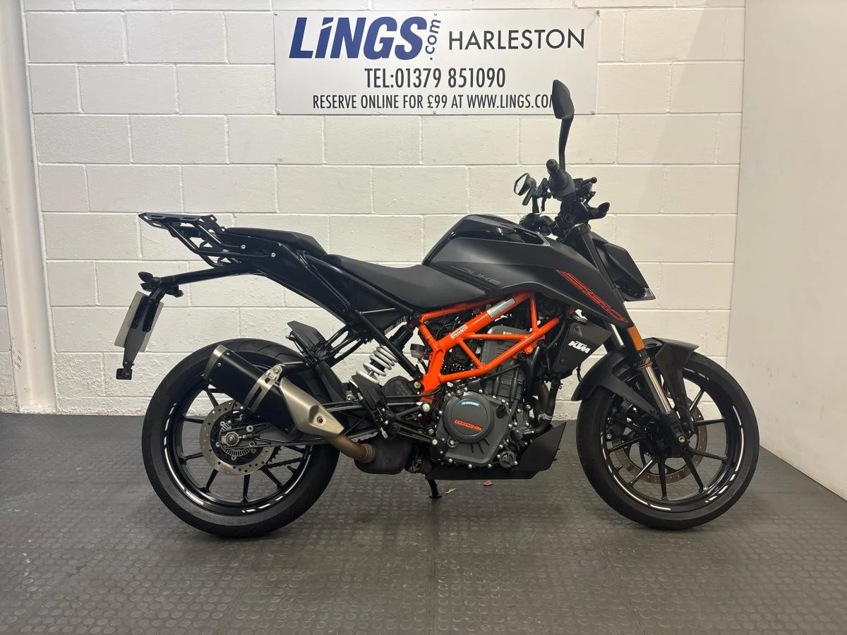 KTM 390 Duke 2023 - Image 6