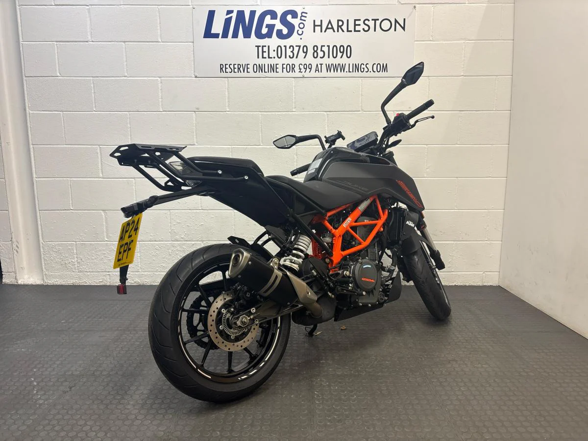 KTM 390 Duke 2023 - Image 7