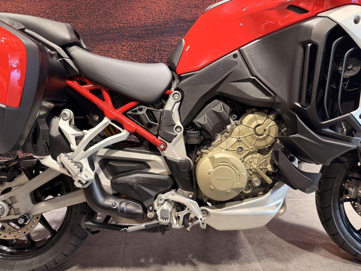 Ducati Multistrada V4S - Image 13