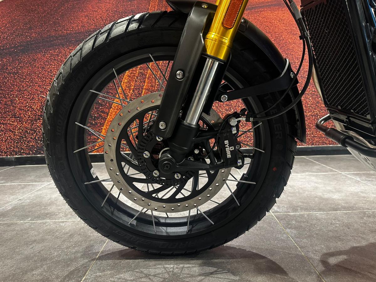 Triumph Scrambler 400 XC - Image 11