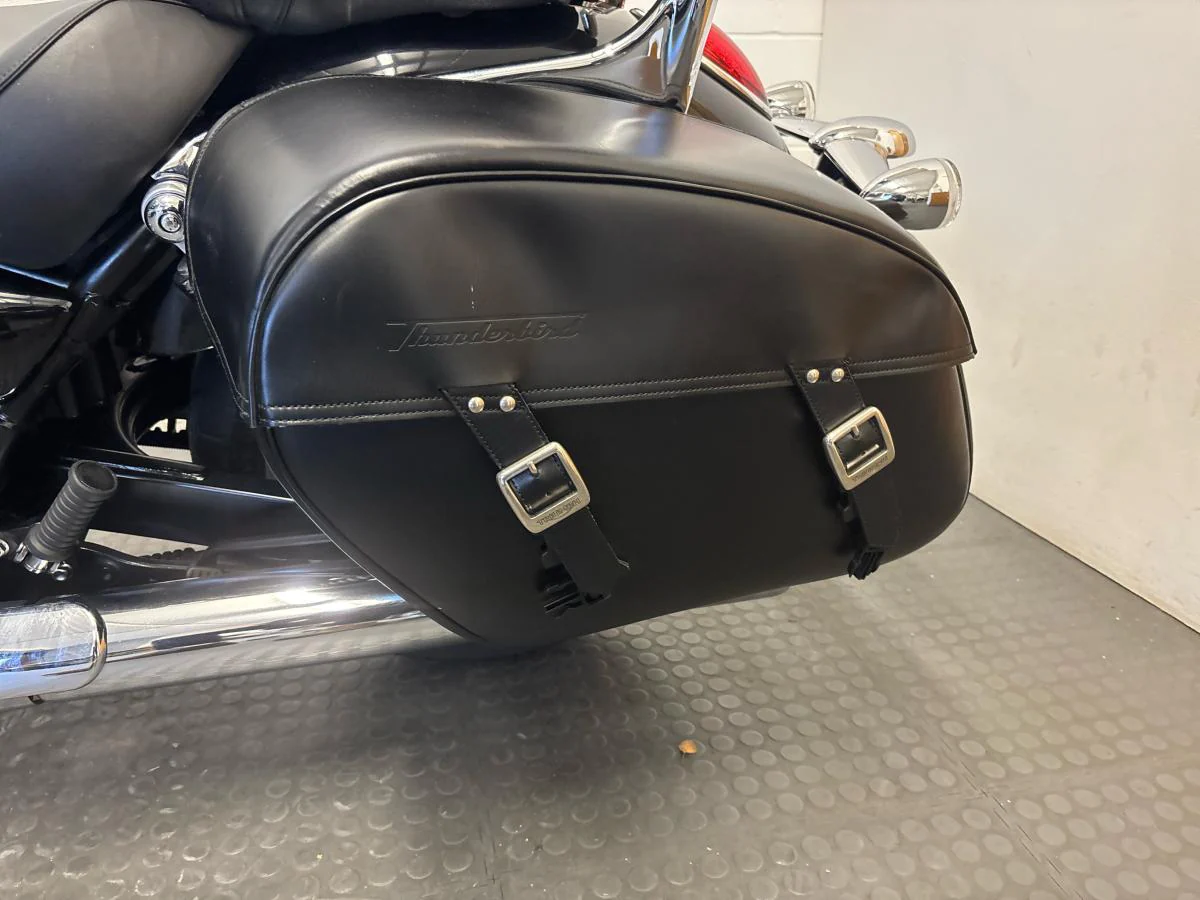 Triumph Thunderbird Commander - Image 16
