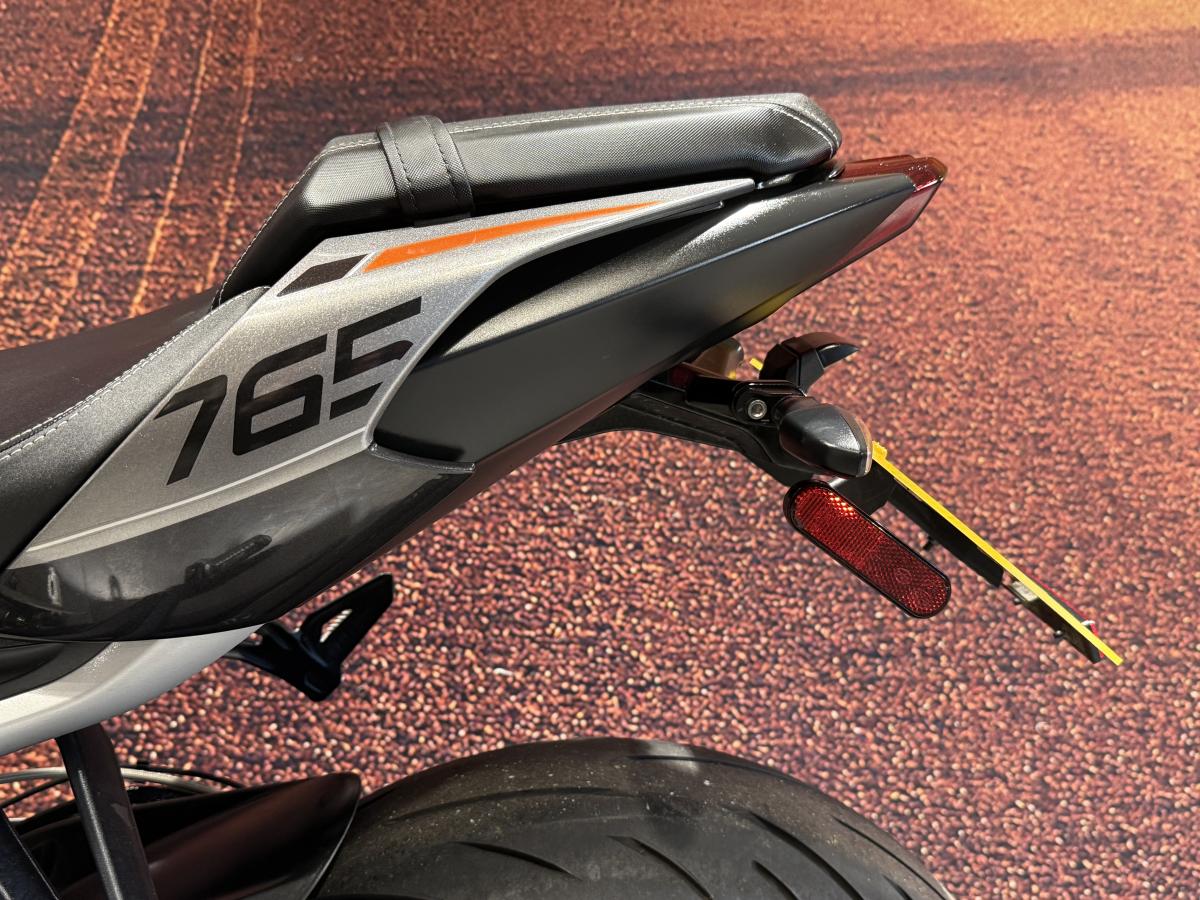 Triumph Street Triple 765 RS - Image 14