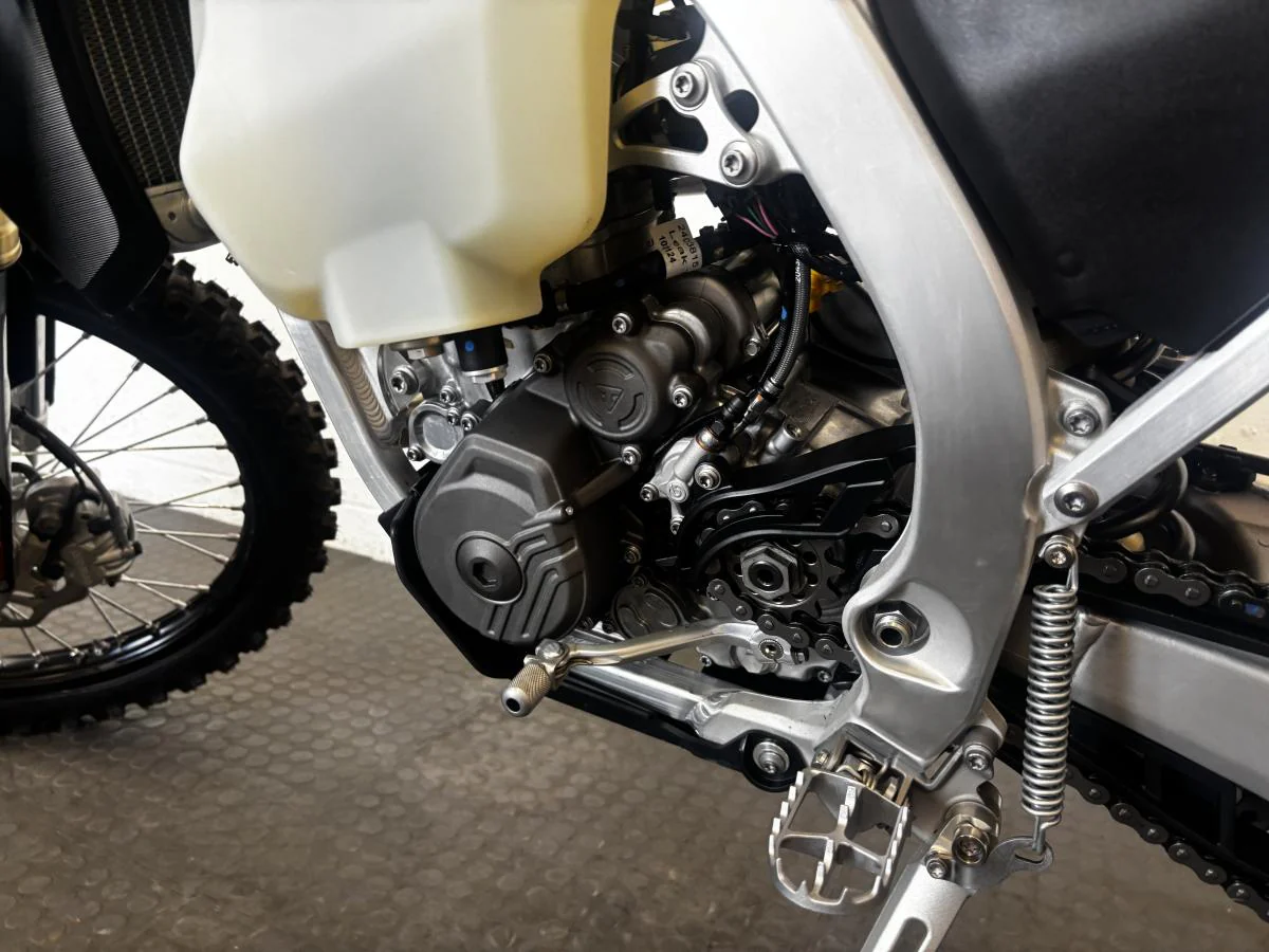 Triumph TF450E - Image 10