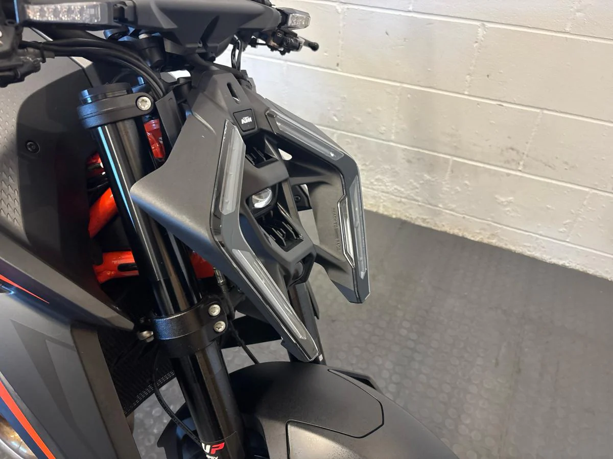 KTM 1390 Super Duke R Evo 2024 - Image 28