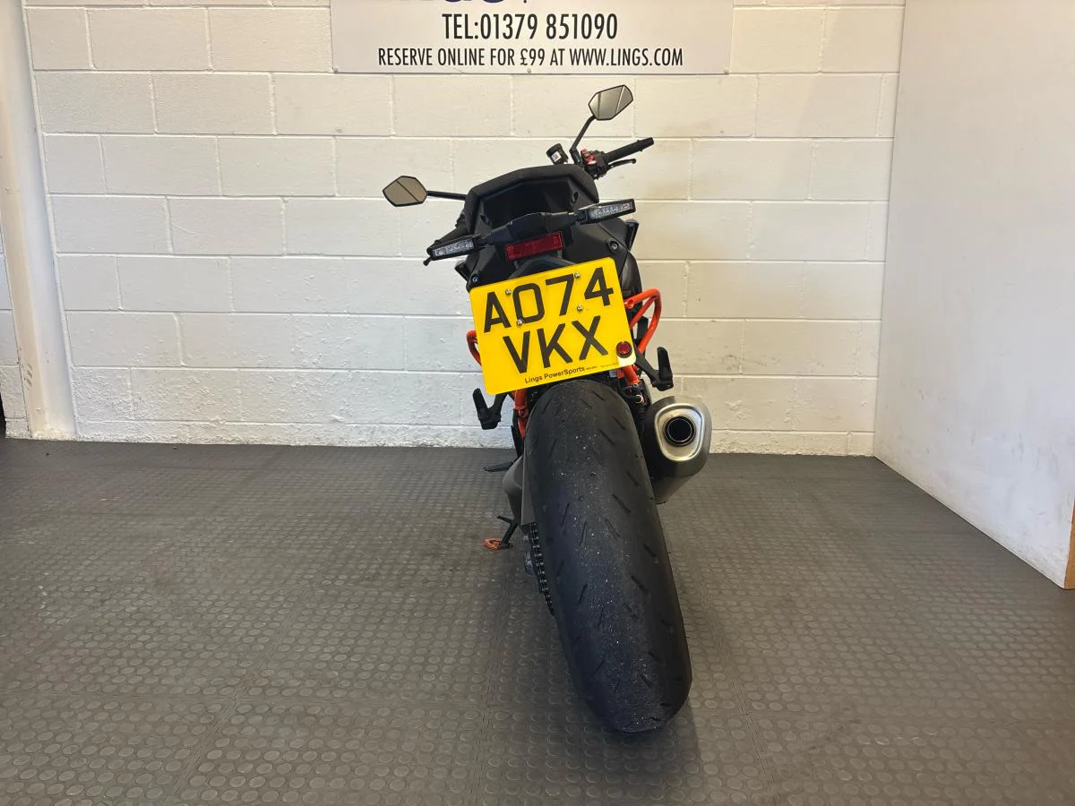 KTM 1390 Super Duke R Evo 2024 - Image 8