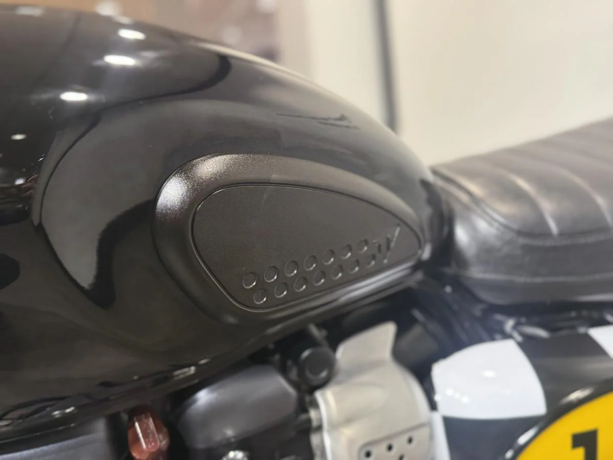 Triumph Street Scrambler - Image 30