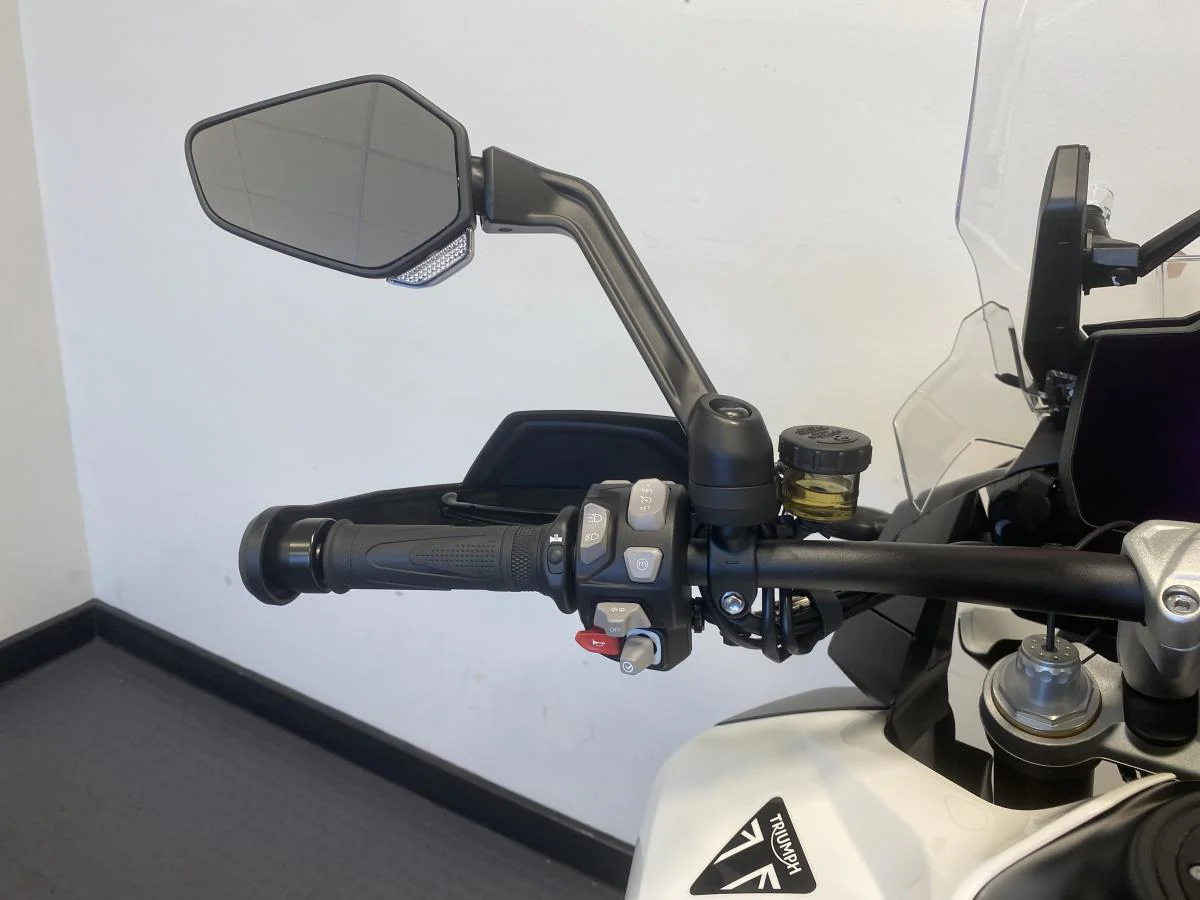 Triumph Tiger 1200 Desert Edition - Image 17