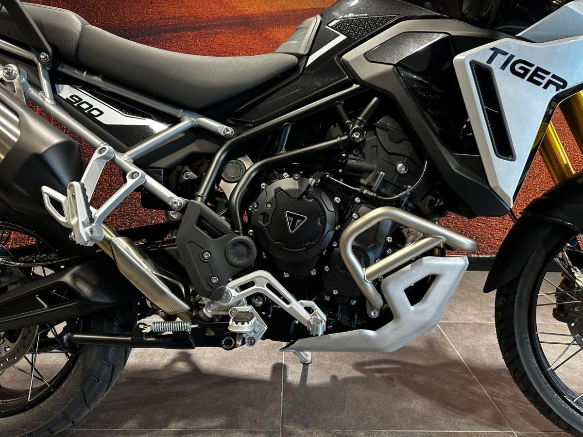 Triumph Tiger 900 Rally Pro - Image 13