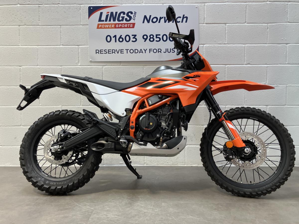 KTM 390 Enduro R - Image 13