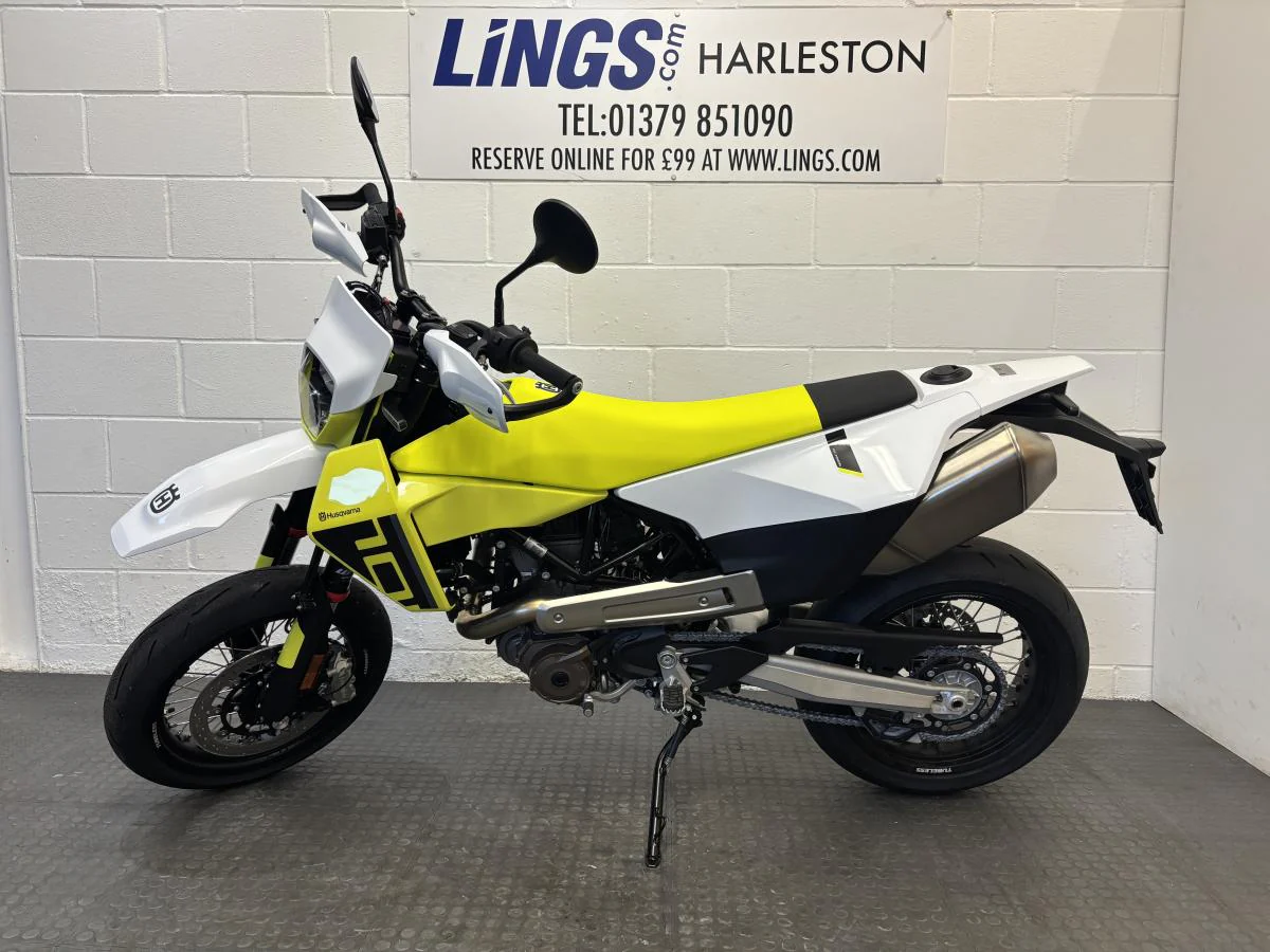 Husqvarna 701 Supermoto 2026 - Image 5
