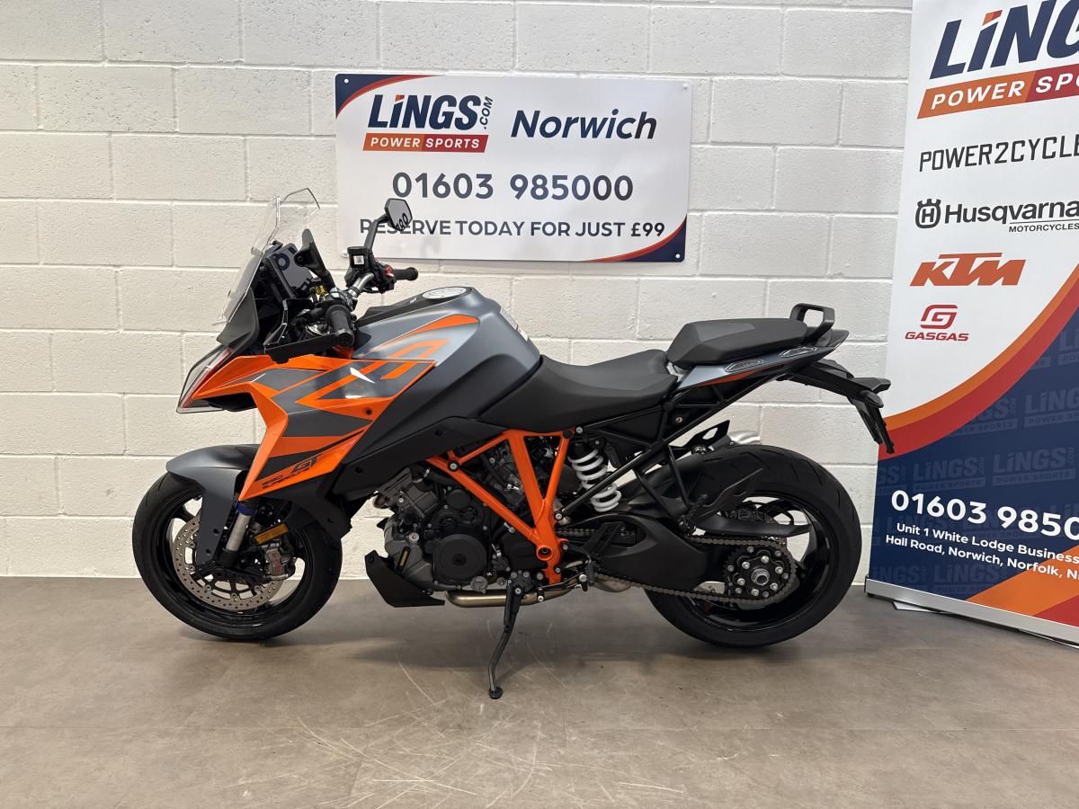 KTM 1290 Super Duke GT 2024 - Image 7